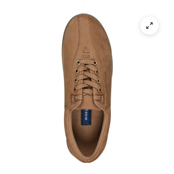 easy Spirit walking shoes - Picture 2 of 4